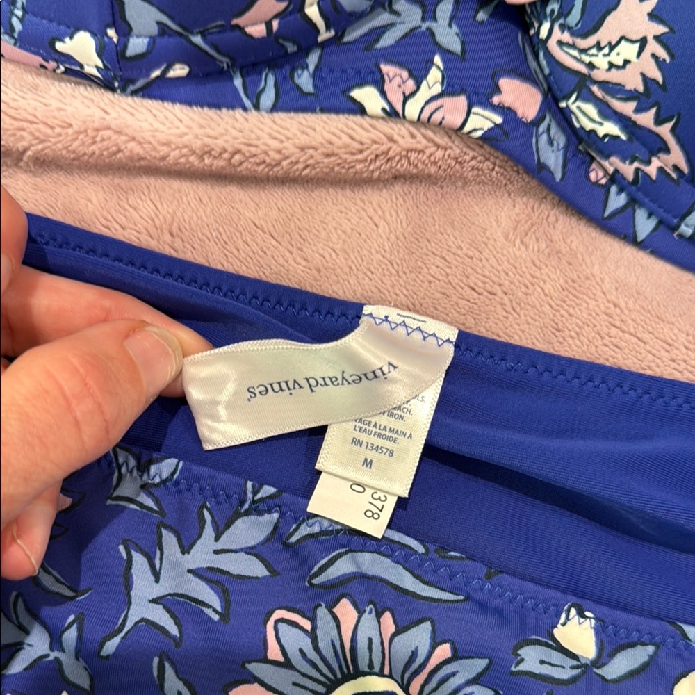 Vineyard Vines Floral Bikini Set - Picture 2 of 8